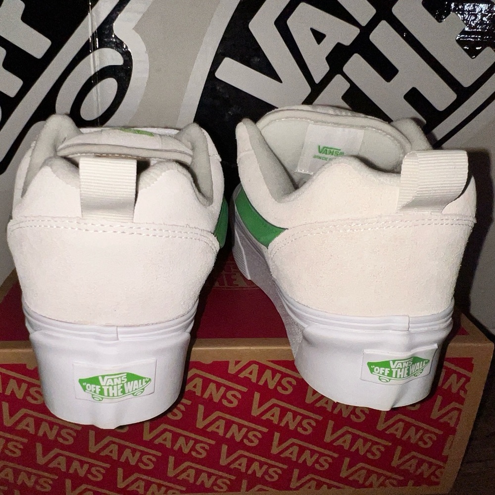 Vans Knu Stack - Picture 8 of 12